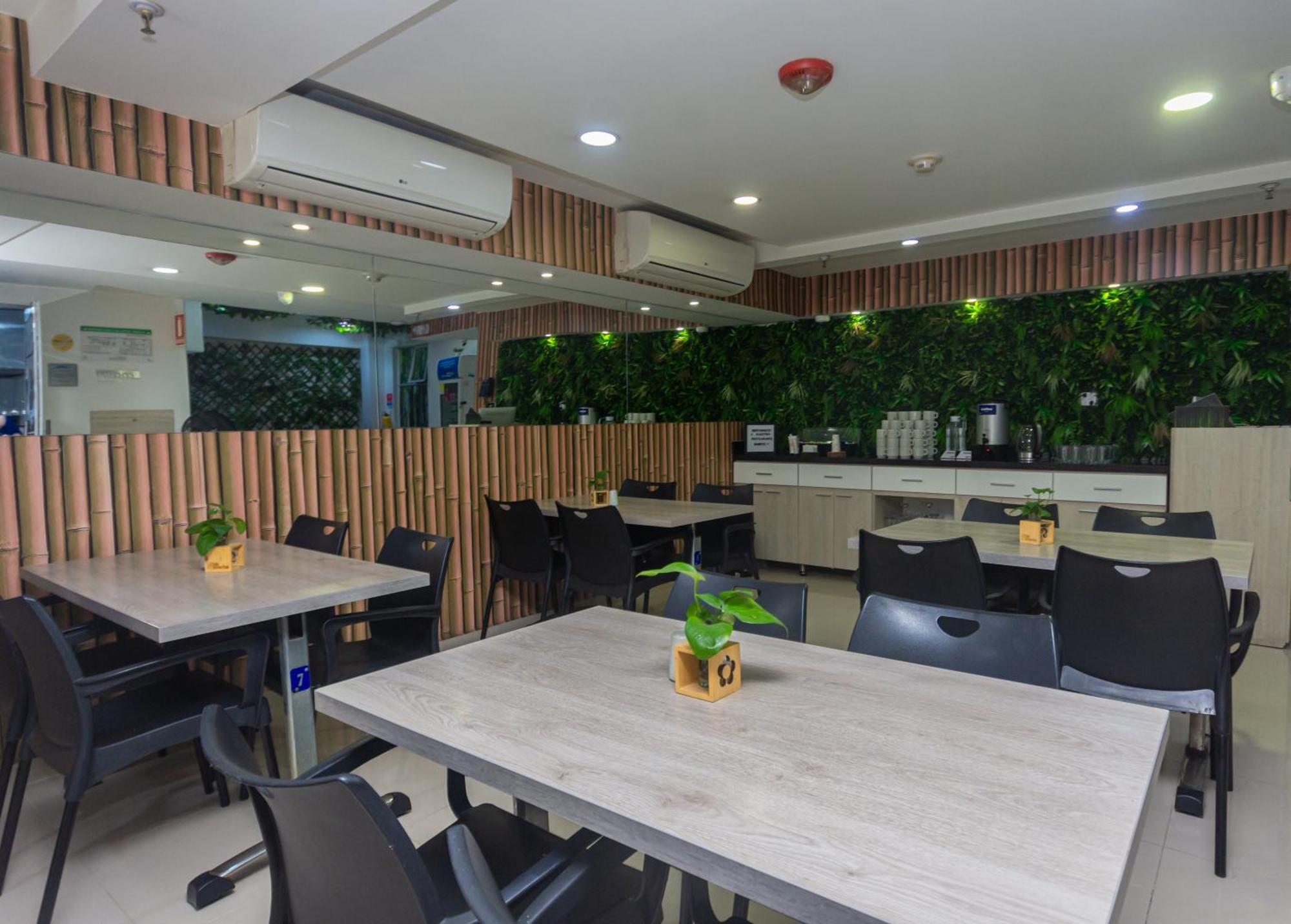 Laureles Plaza 4* Medellin
