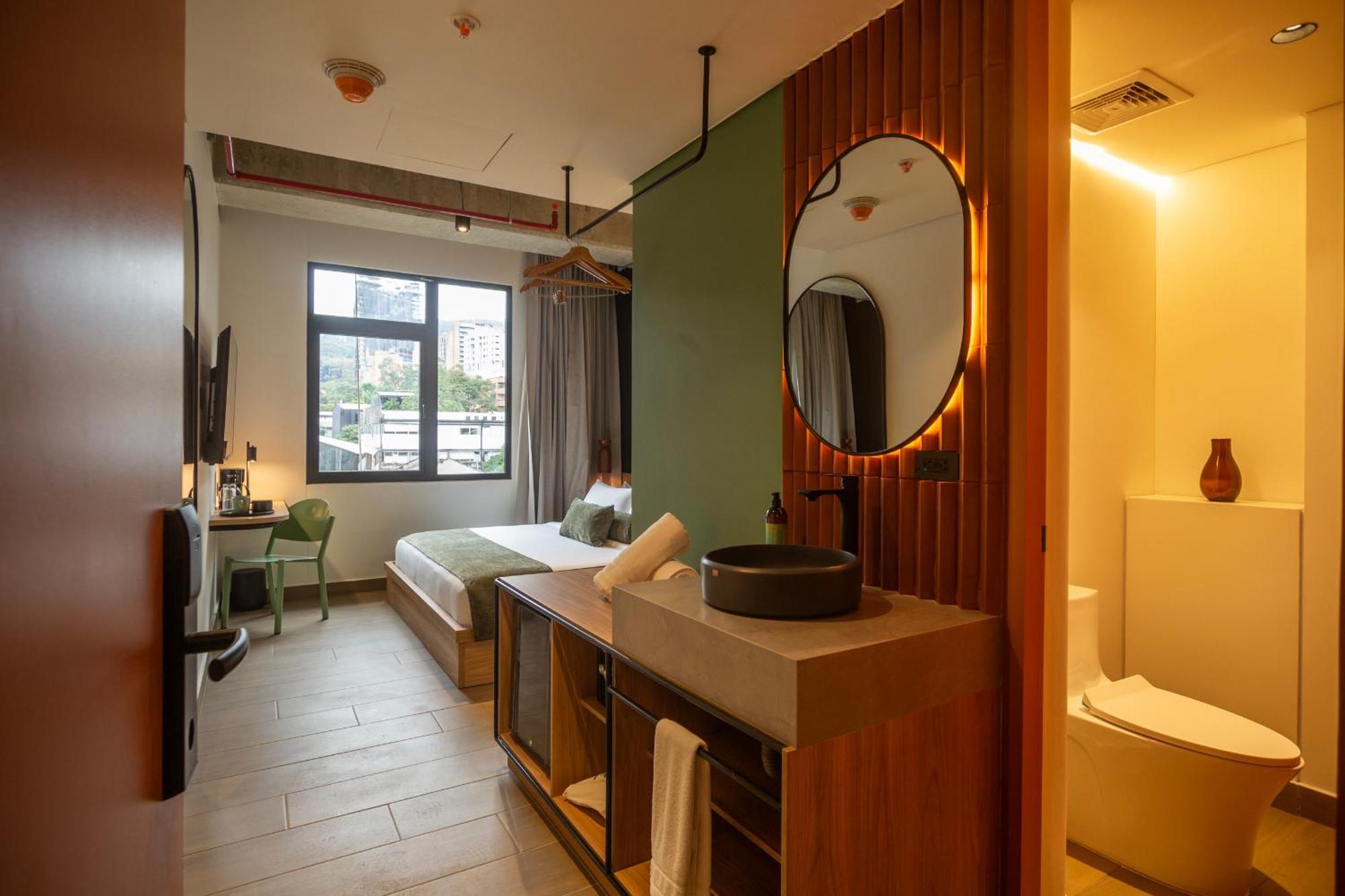 Hunters Hotel 4*