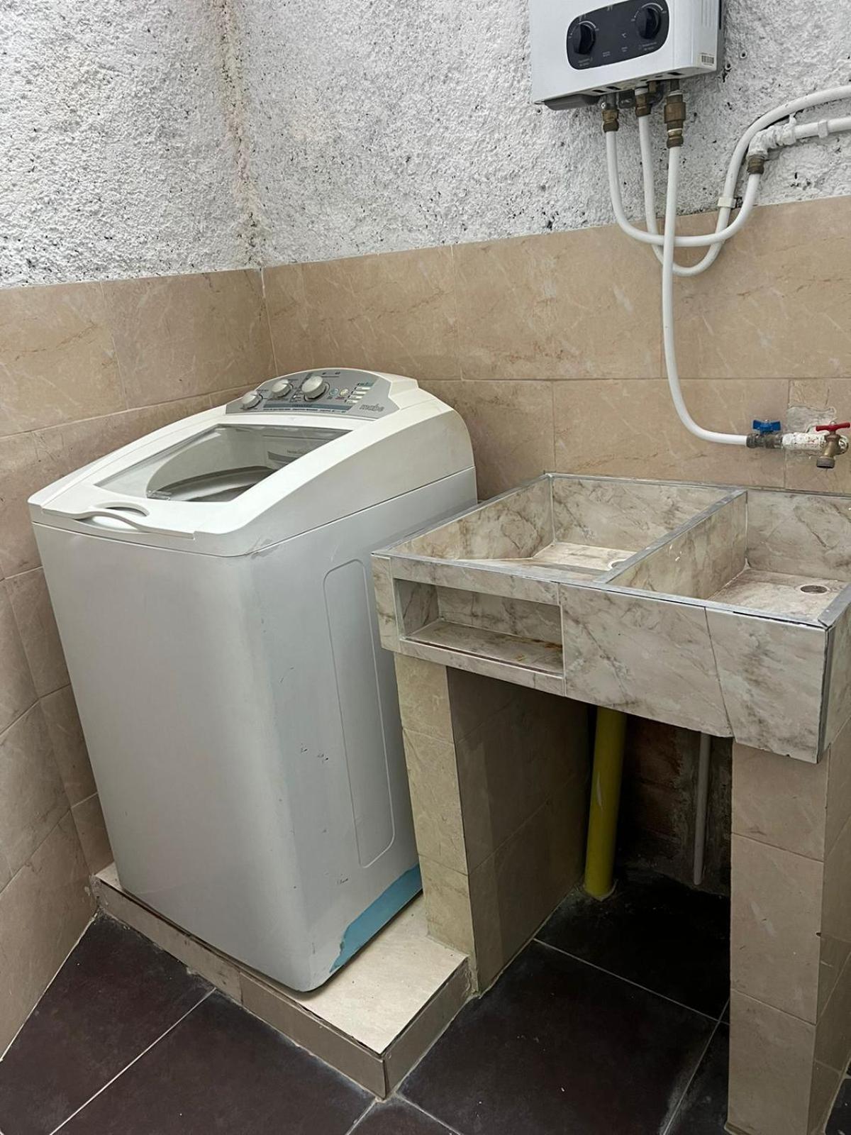 Apartamento Ideal Descubre El Graffiti De Medellin Apartment Medellin