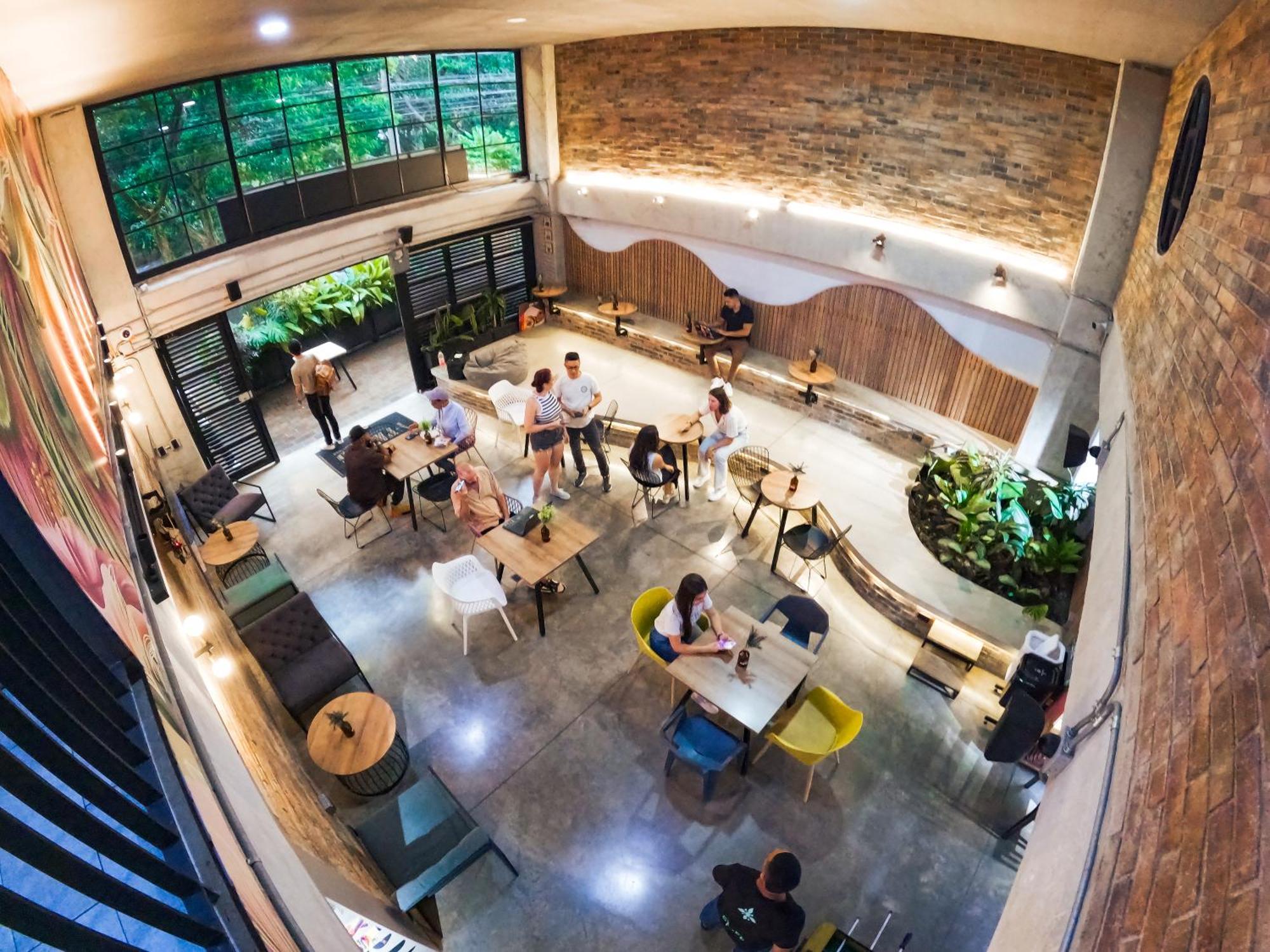 Patios Cool Living Medellin