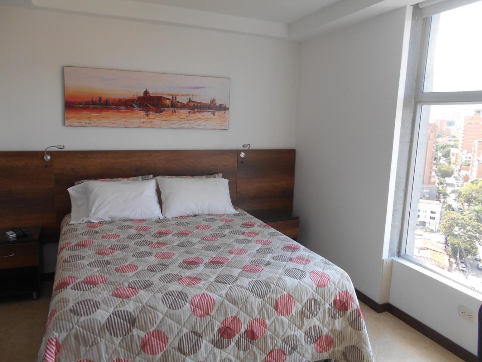 Laureles Penthouse, Jacuzzi-rooftop Fun In The Sun *