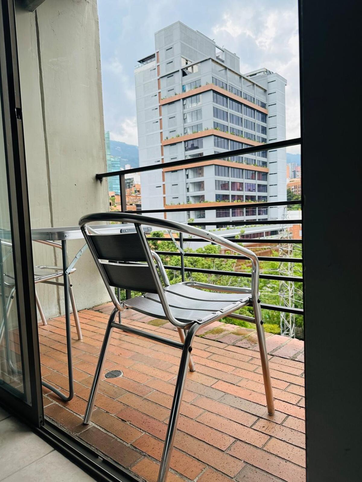 5 Minuto Parque Del Poblado Caminando Apartment Medellin