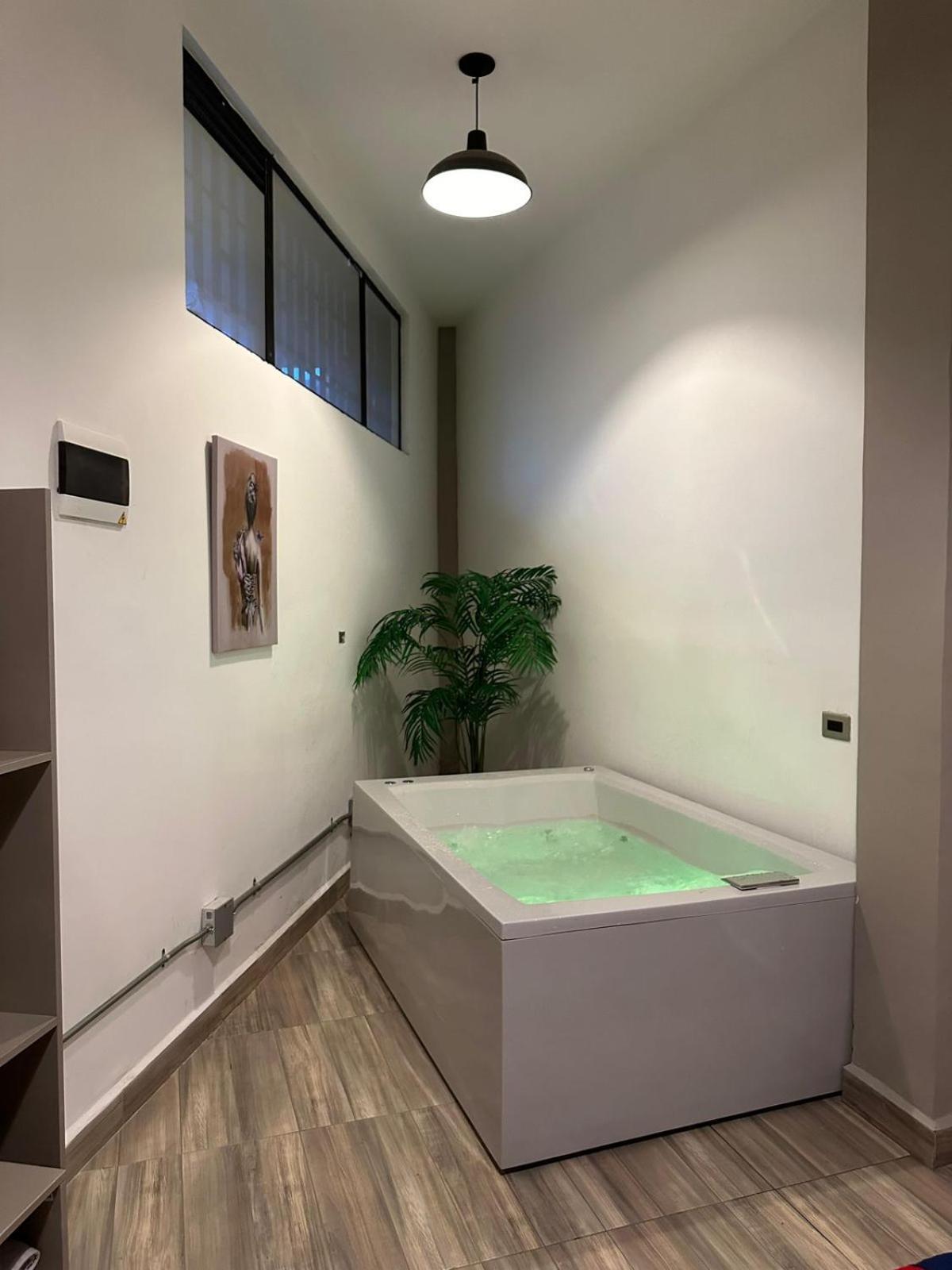 Parque Poblado Lleras Jacuzzi Aire Provenza
