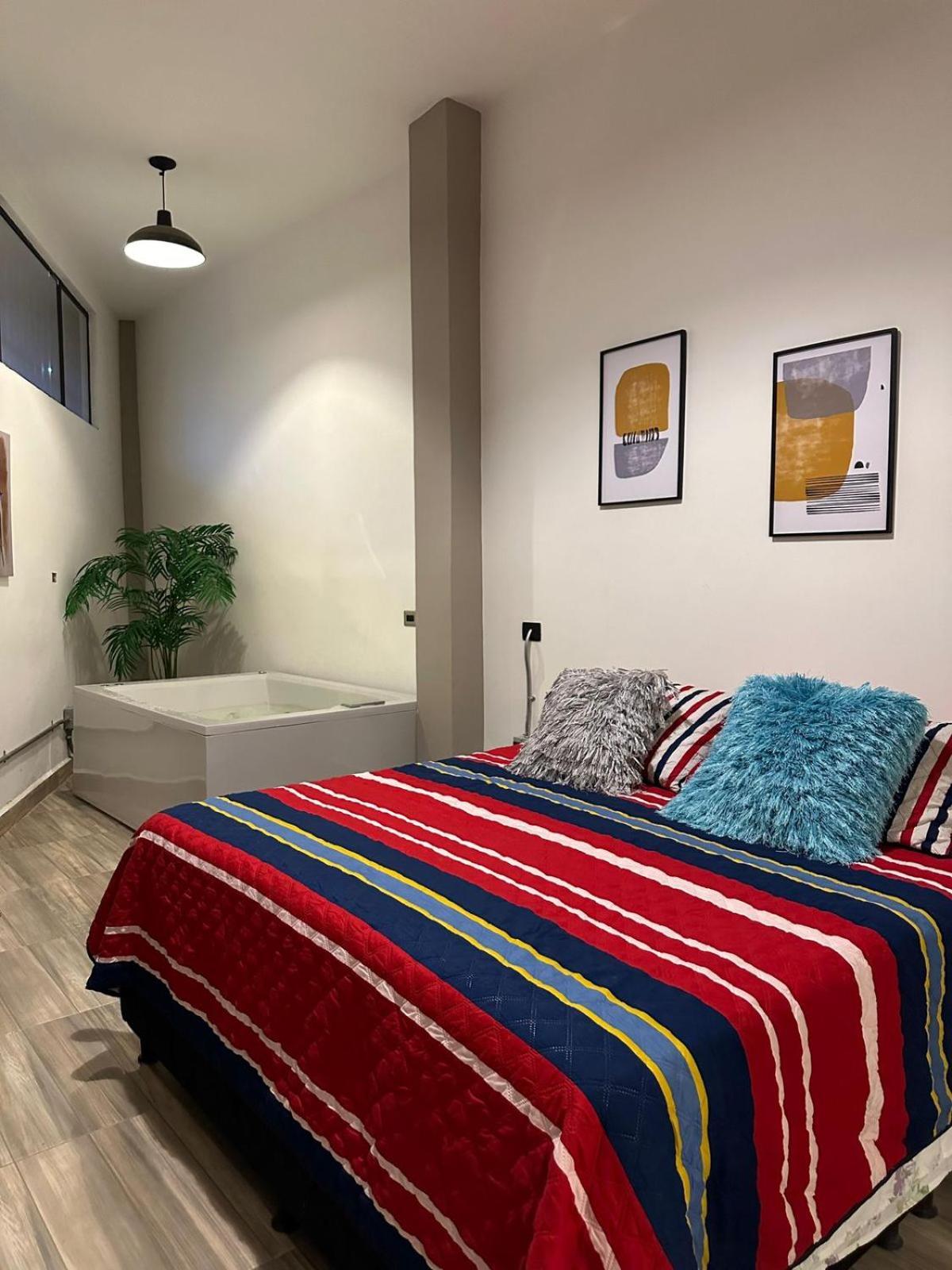 Parque Poblado Lleras Jacuzzi Aire Provenza Apartment