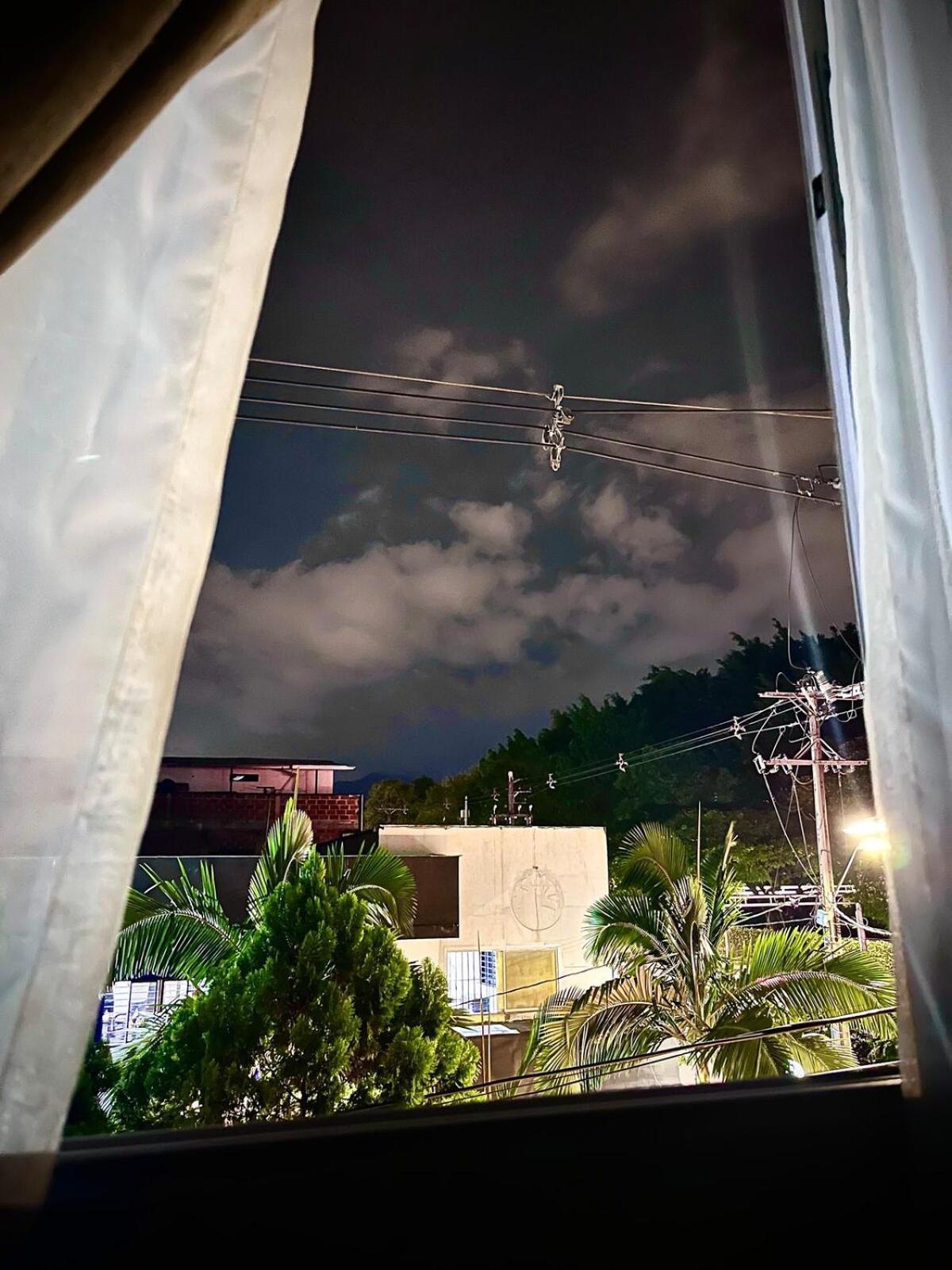 Digital Nomads, Everything Close Ac Wi-fi Fast Medellin