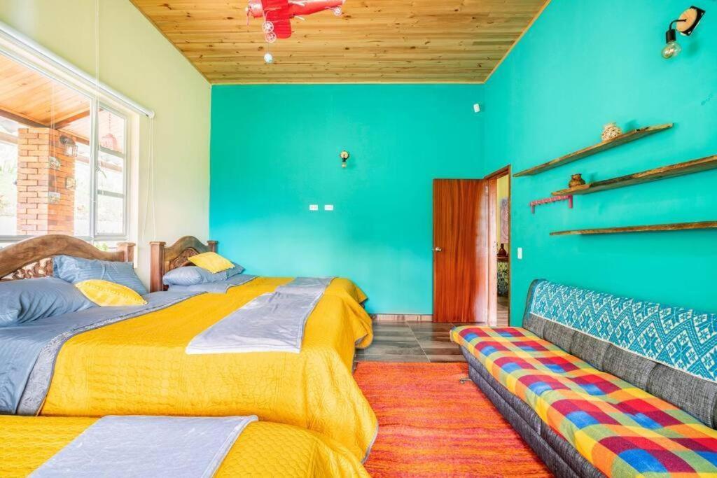 Camilomedellin Farm stay