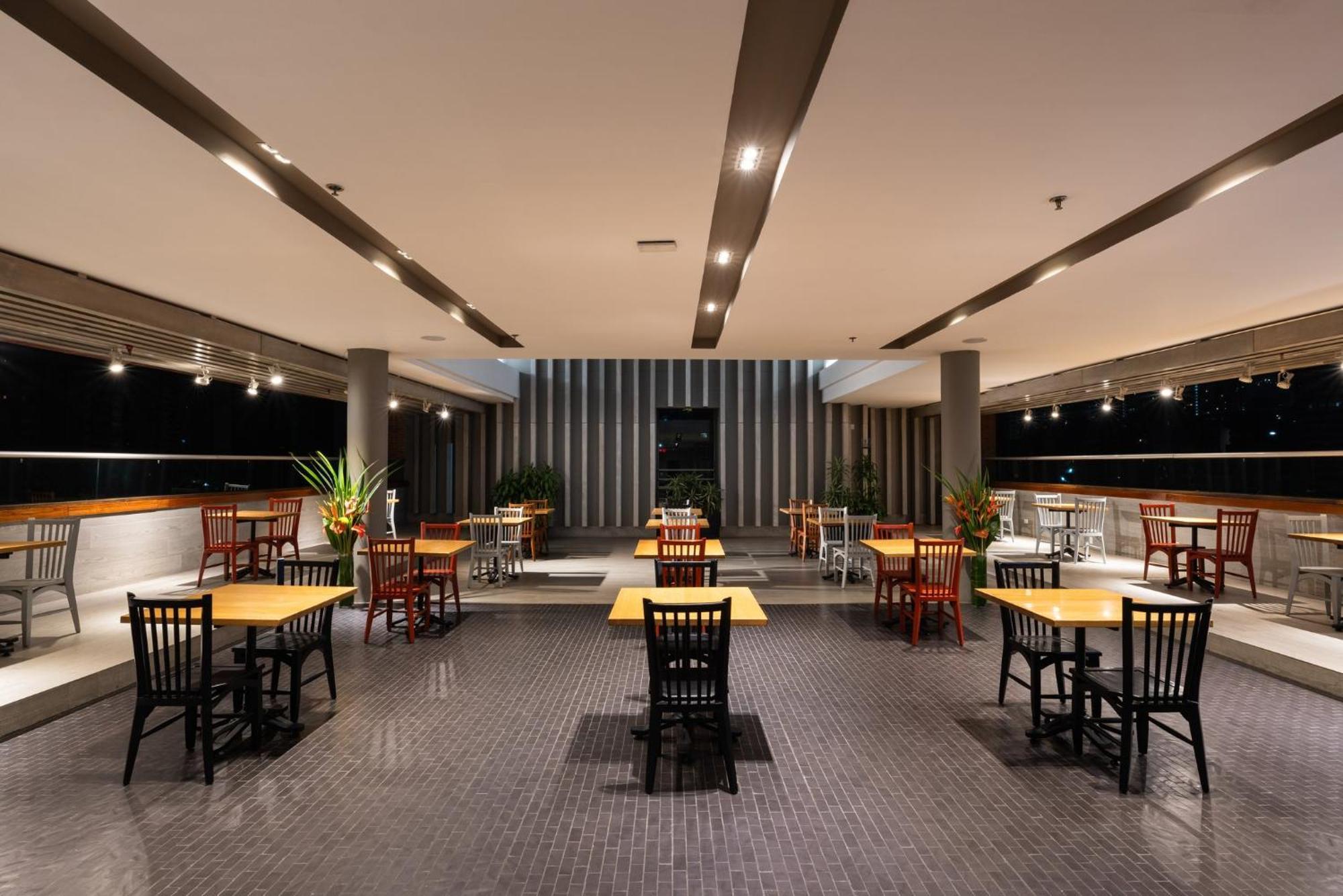 Express & By Ihg 4* Medellin