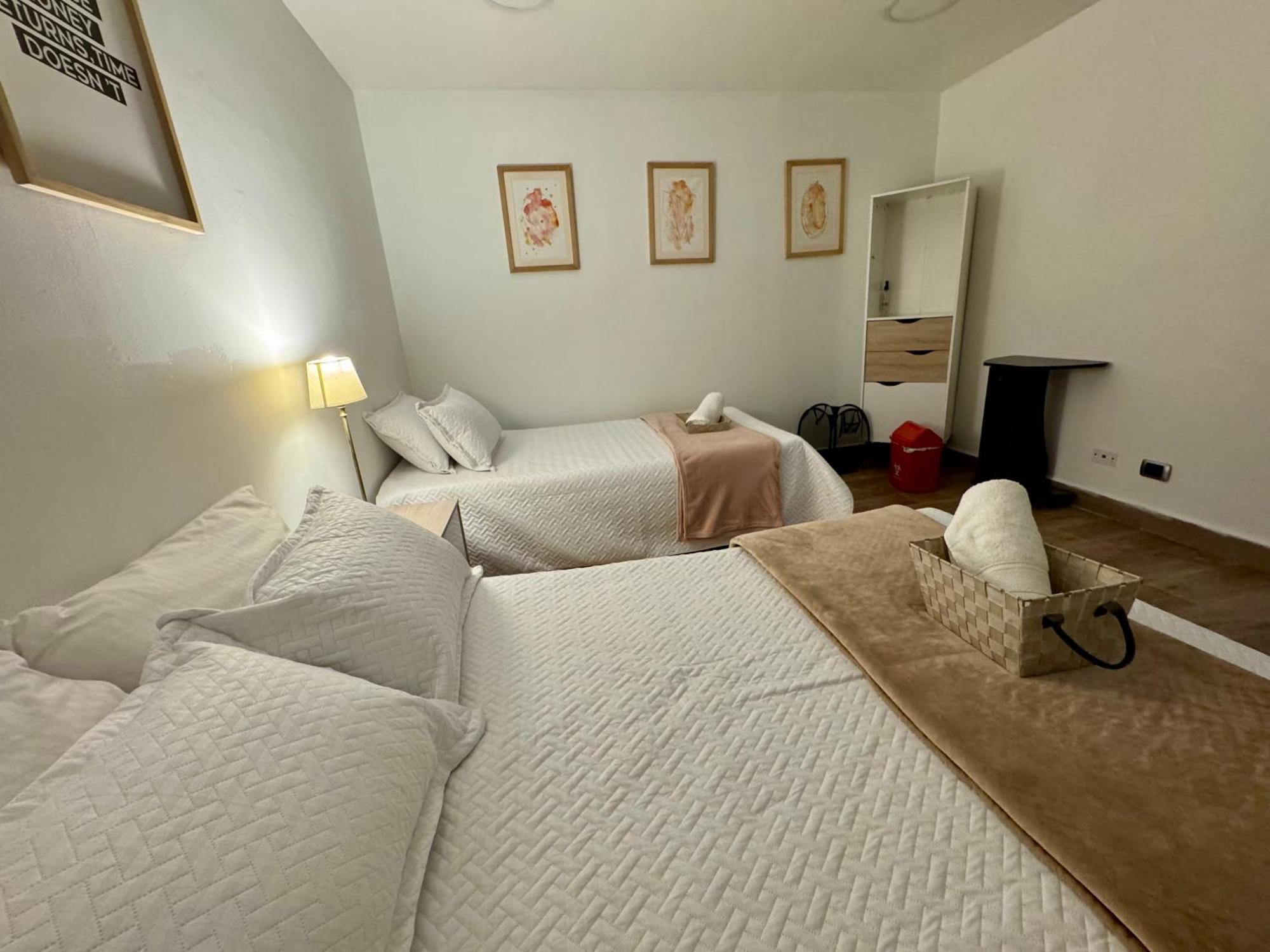 Easyhouse Bed & Breakfast Medellin