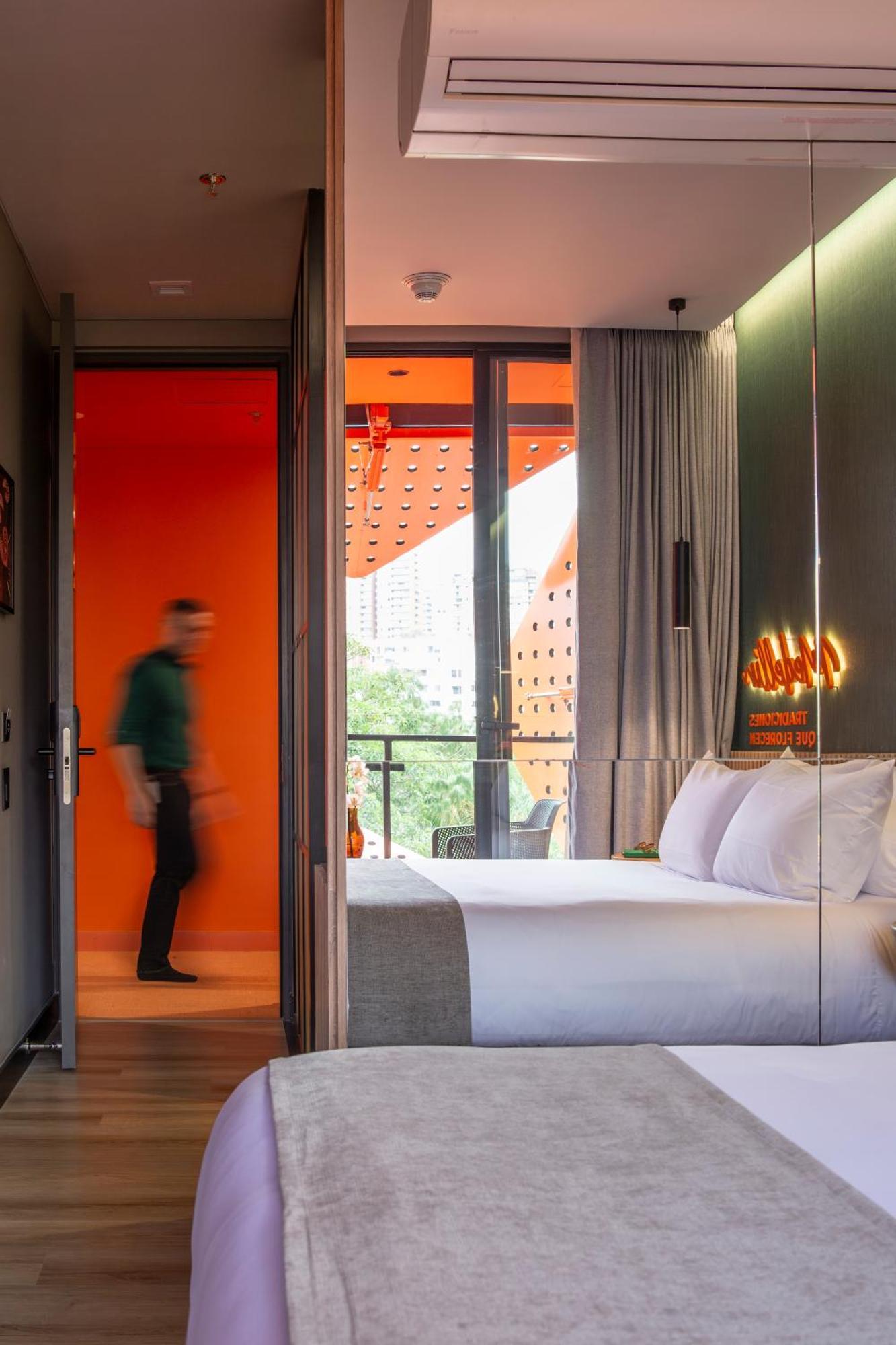 Calle Flora Botanic - By Jalo Hotel Medellin
