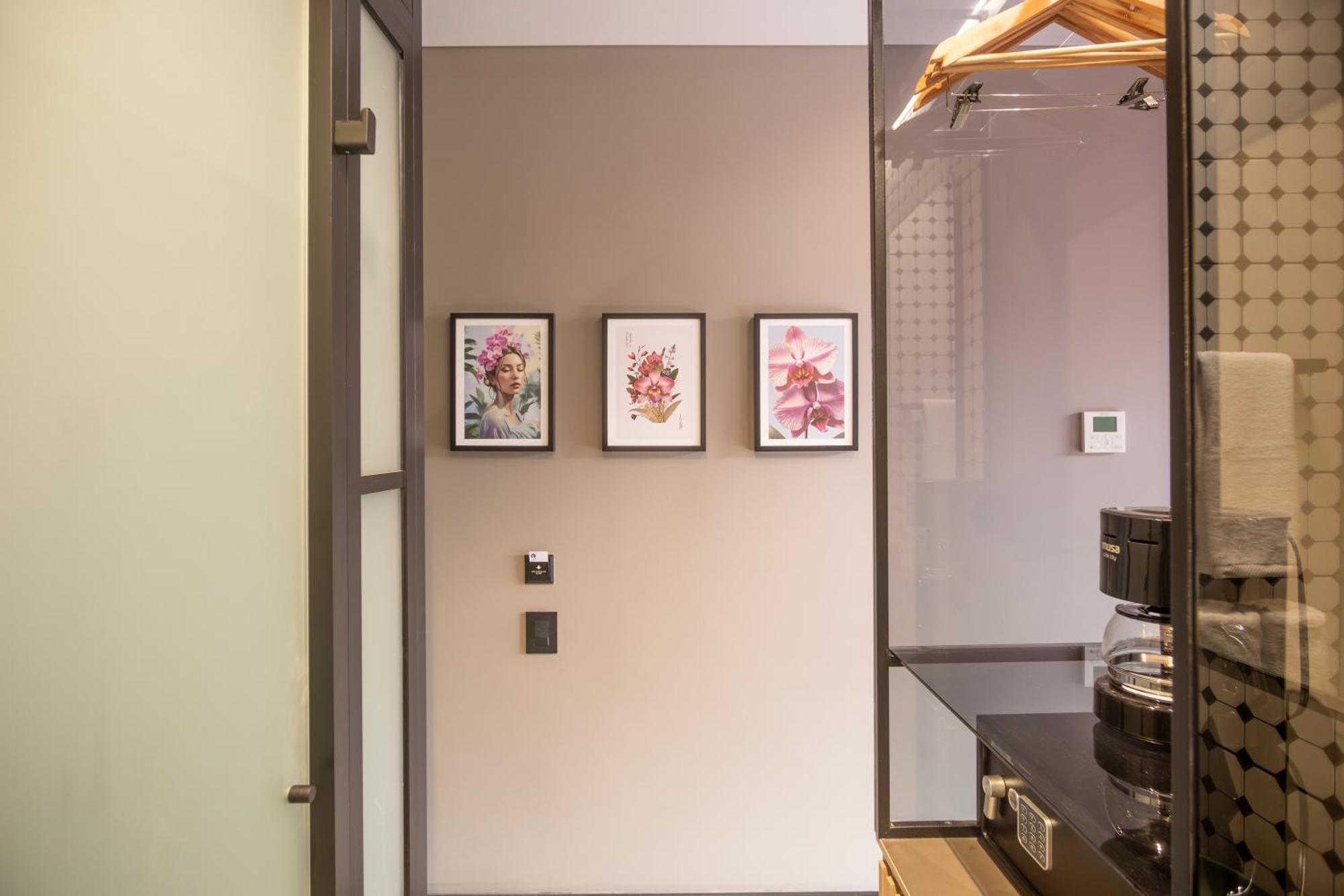 Calle Flora Botanic - By Jalo Hotel