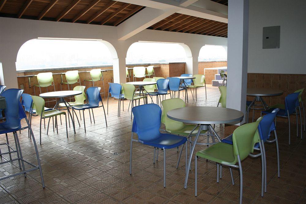 Hotel Alcaravan Itagui