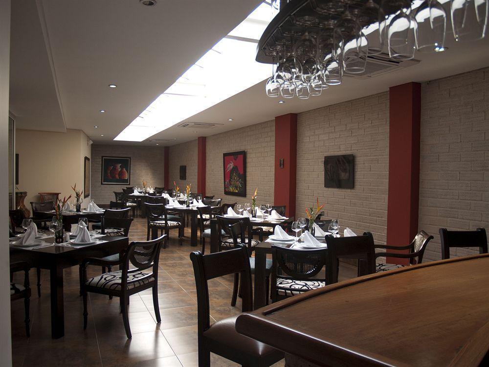 Egina 4* Medellín