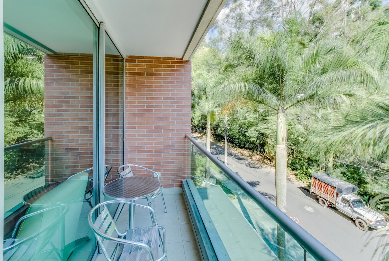 Apartment Amplio Apartamento Estudio Con Balcon 306 Edificio Blux Medellin