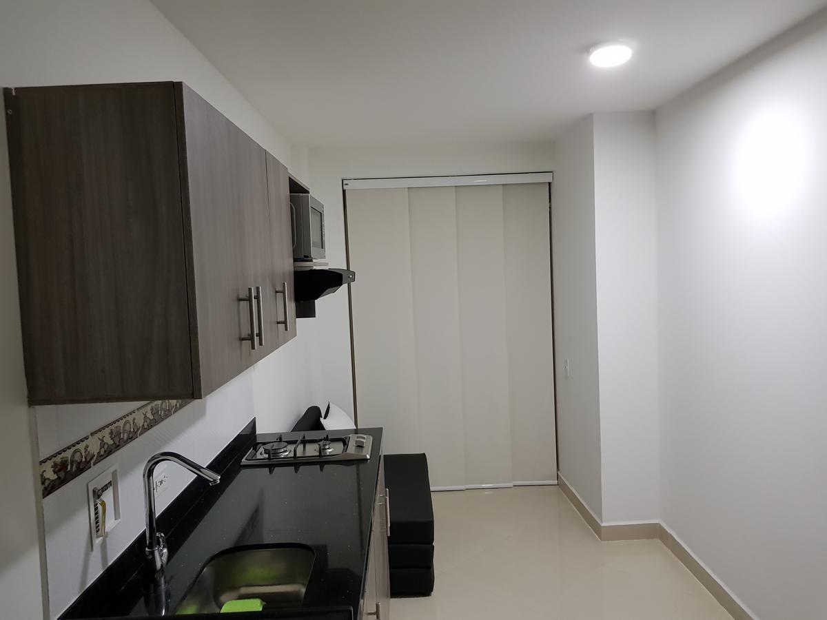 Apartamento Centro Comercial La *