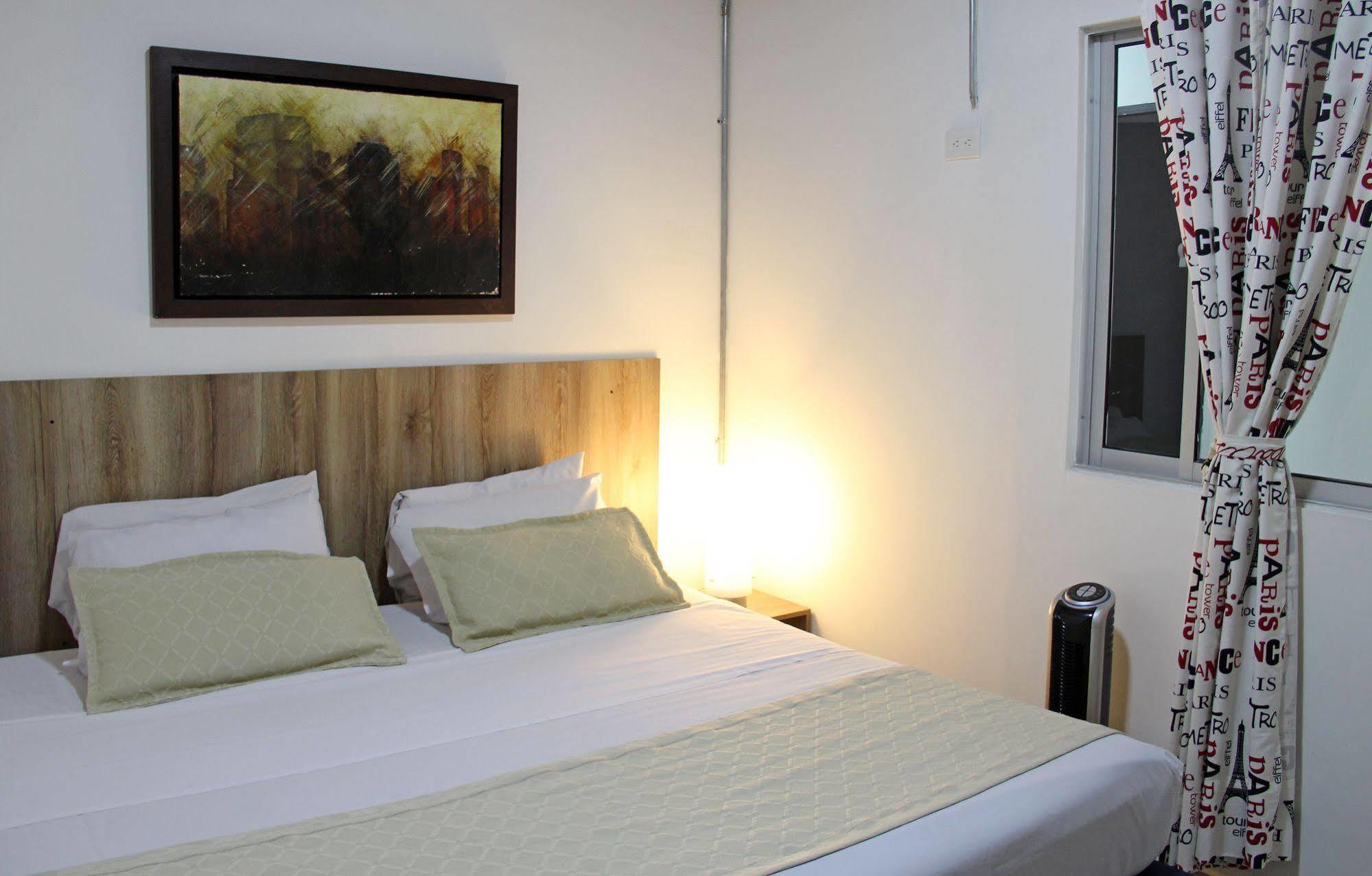 Lleras Hotel 2*