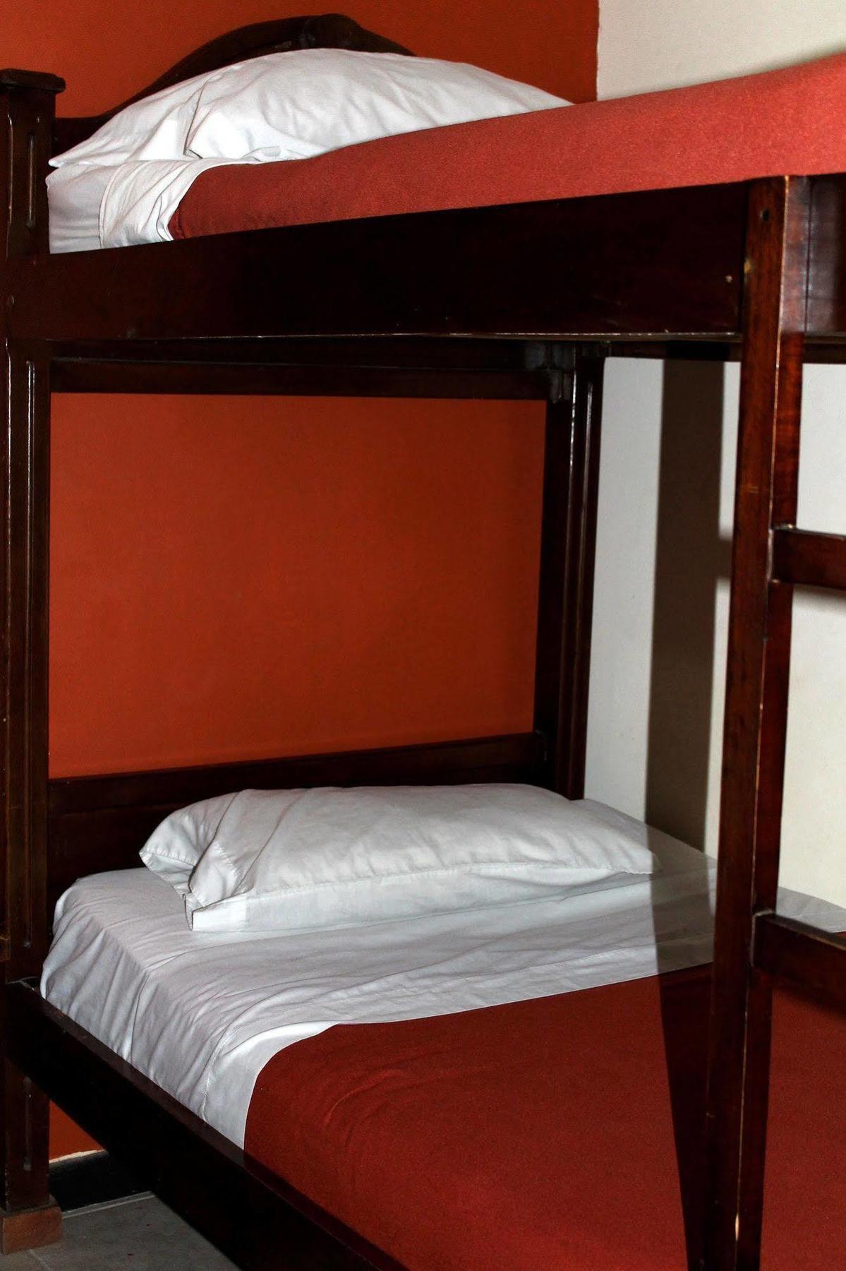 Hostel Relax 10 Medellin