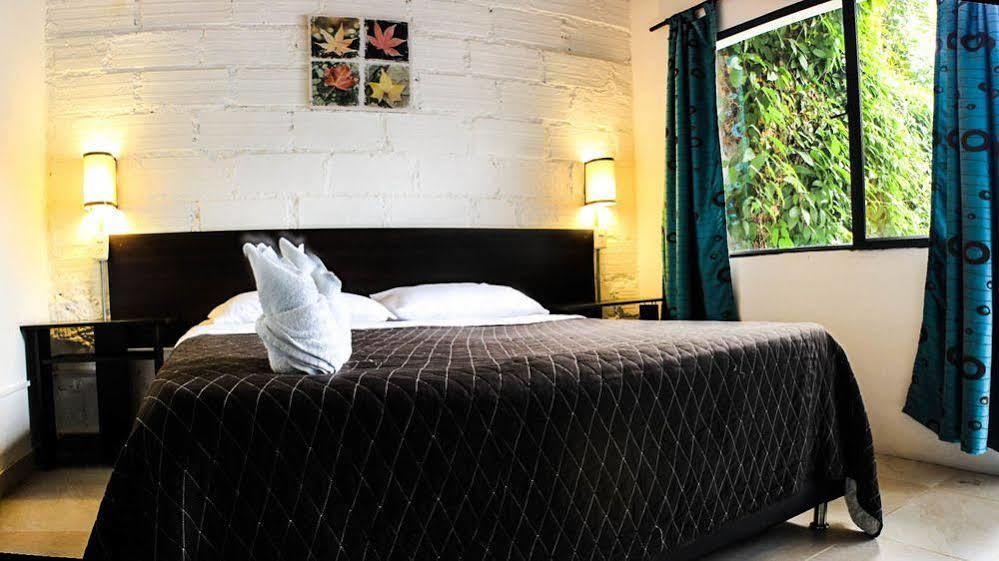 Maloka Hostel *