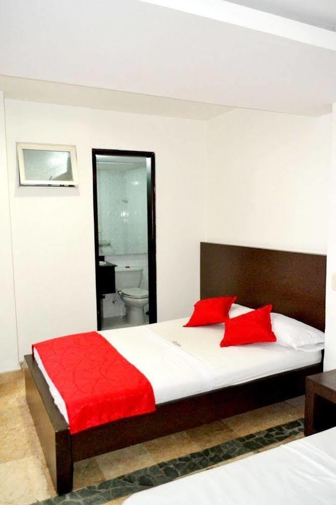 Casa Blanca Laureles Medellin
