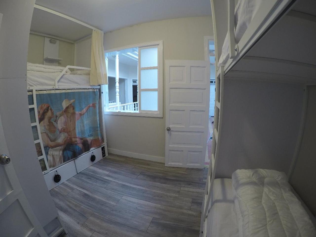 Nomad Guest house 2*
