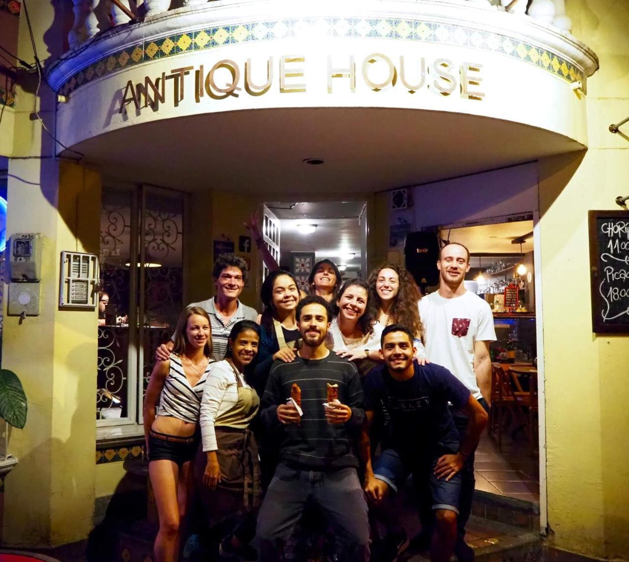 Hostel Antique House