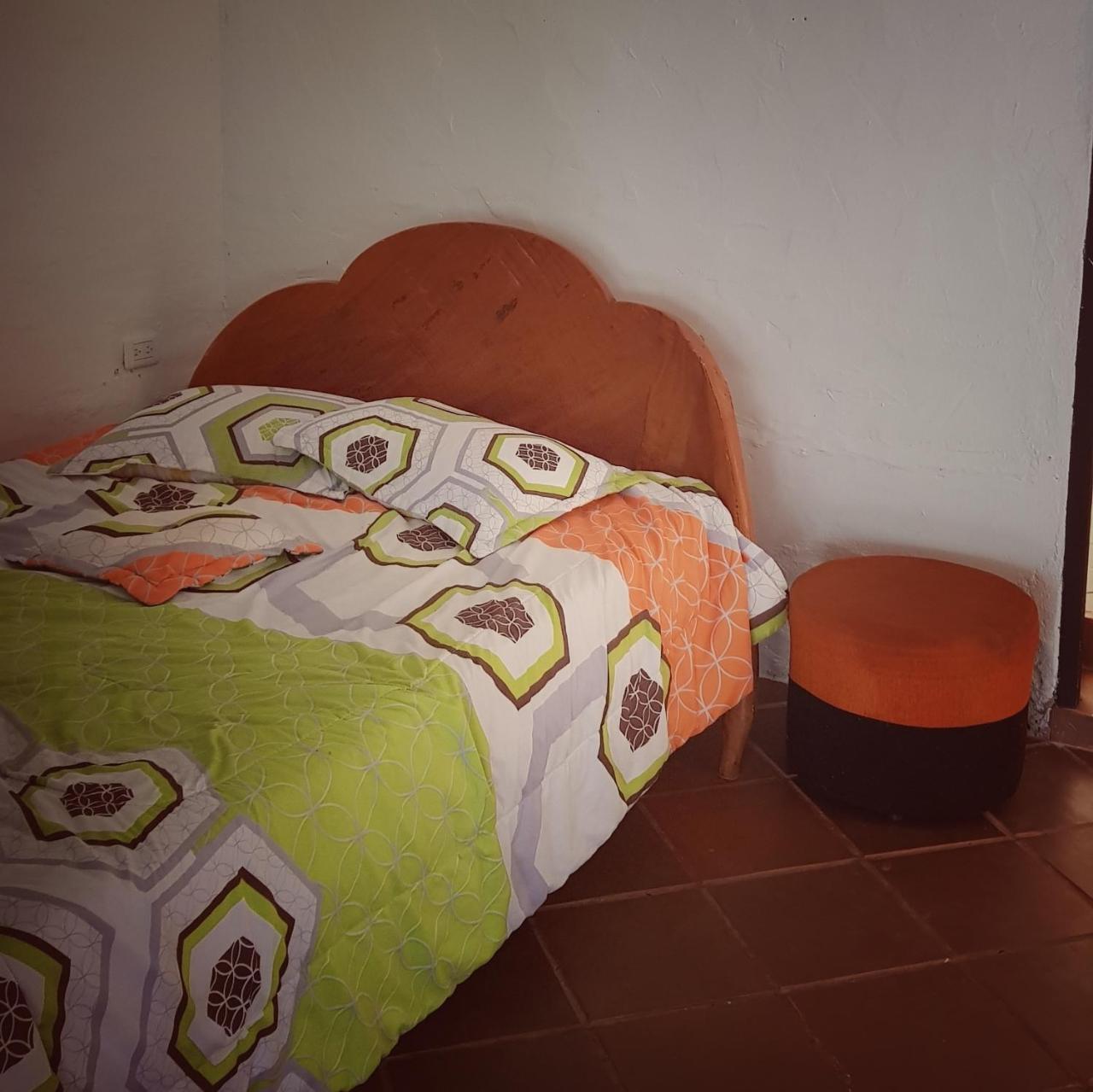 Eco Language Albergue *