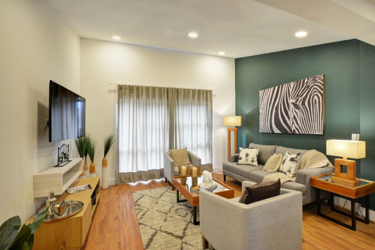 Apartment Jardines De Laureles By Lifeafar Medellin