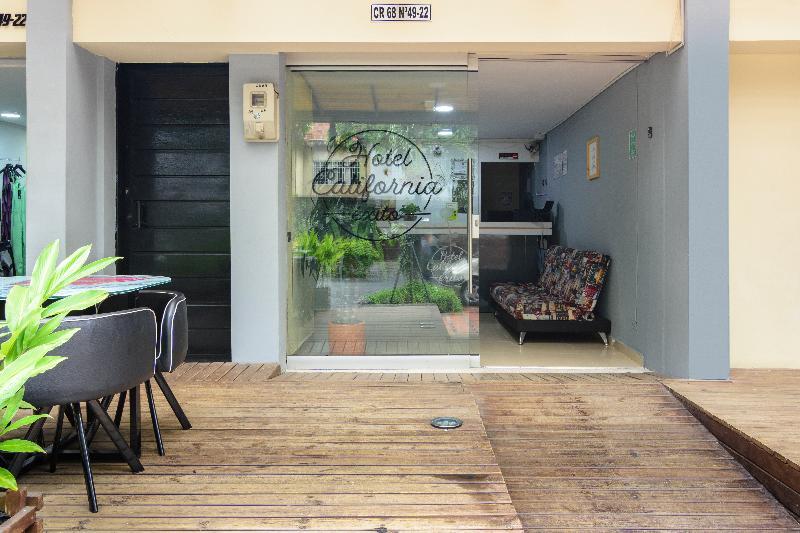 Ayenda 1244 California. Hotel Medellin