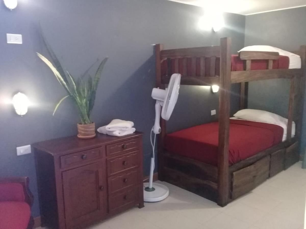 Hostel Antique House Medellin