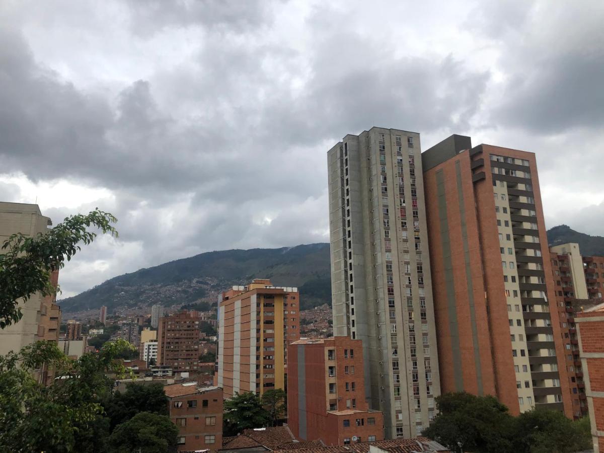 Zeus 1 * Medellin