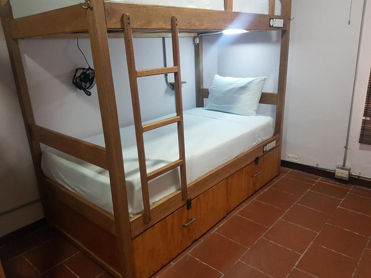 Purple Monkey Hostel Medellin