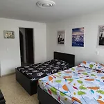 1023 Los Colores - Parqueadero - Zona Wifi - Coworking - Área exclusiva de la ciudad