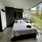 Lovely Private Apt In El Poblado W/ Free Parking