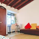 Hostal Saveva Para Grupos Familias Estudiantes Y Deportistas