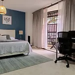 Acogedor Apartaestudio Ubicado En Laureles