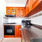 Casa Con Parking Privado - Cerca De La Estacion Floresta