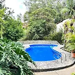 Mansion Br Villa Piscina, Jacuzzi, 6 Min De Provenza