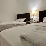 Hotel Opera Medellin Entretenimiento Y Bar