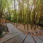 Luxury Escape By El Tesoro Perfect Location 302