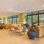 Luxury Escape By El Tesoro Perfect Location 302