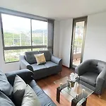 Aparta Estudio Muy Bien Ubicado