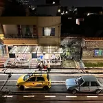 Apto En El Barrio Mas Cool De Medellin