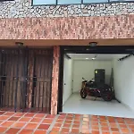Glam House Hotel