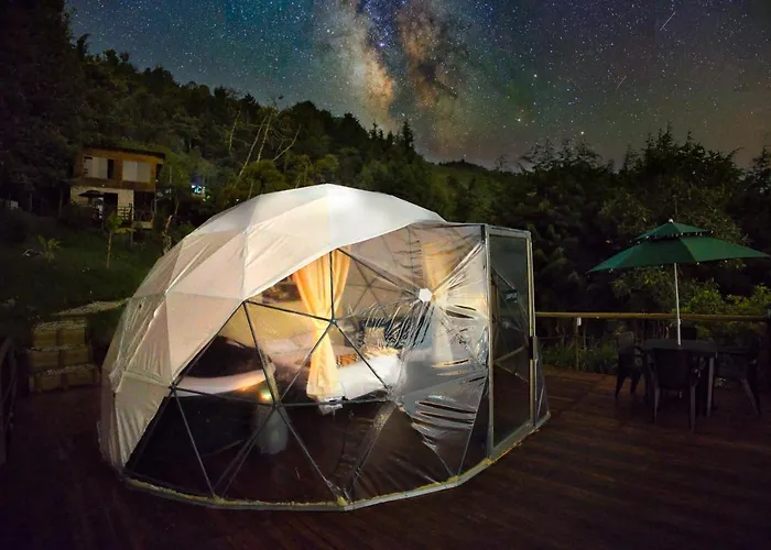 Cabanas & Glamping Kawsay