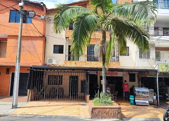 Aparta Suite Laureles Medellin Ea 103