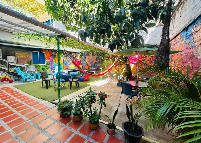 Blue Coast Hostal