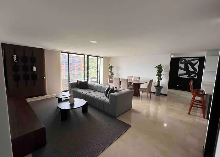 501 Luxury Apartment In Heart Of El Poblado