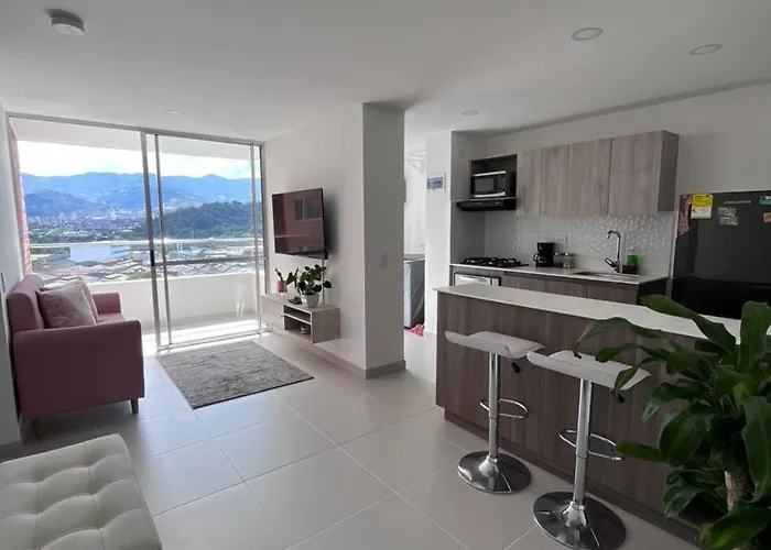 Hermoso Apto En Poblado Con Piscina