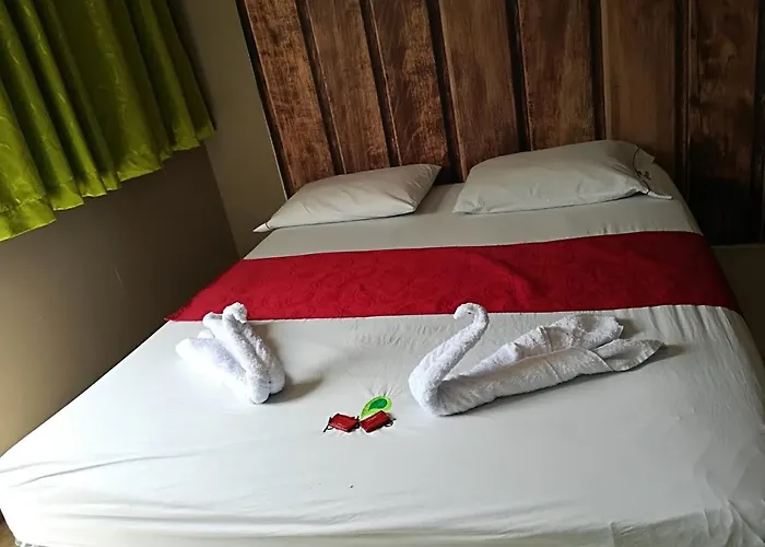 Hotel Paradise La 33