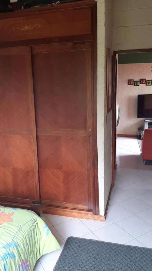Homestay Edificio Balcones De Miraflores Medellin
