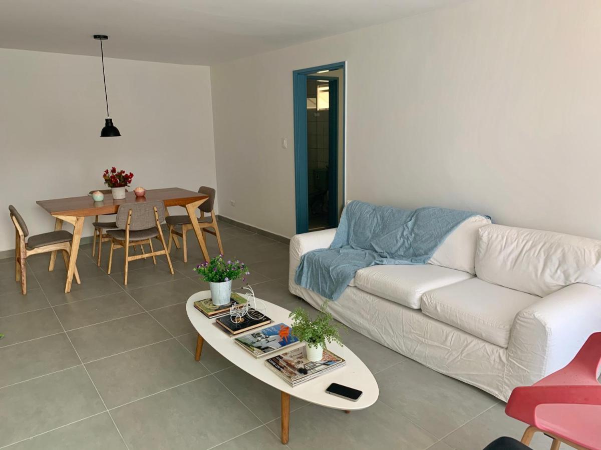 Charming In Downtown - Aris 301 Apartment